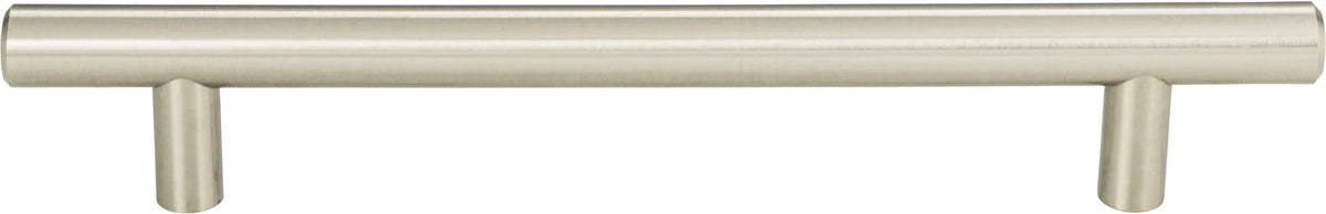 Linea Rail Pull 6 5/16'' cc