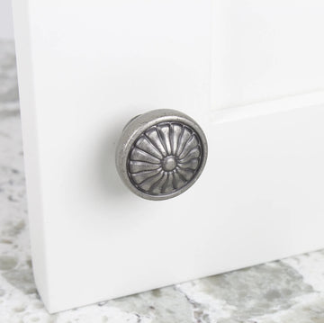 Hartford 1-1/4'' Diameter Knob
