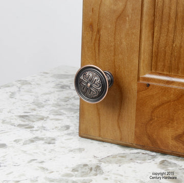 Iris 1-3/8'' Diameter Knob