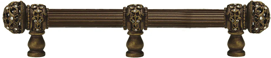 Juliane Grace 6'' cc with 5/8'' reeded center long pull & center brace small finial with clear Swarovski crystals in Antique Brass. 5705R-3C