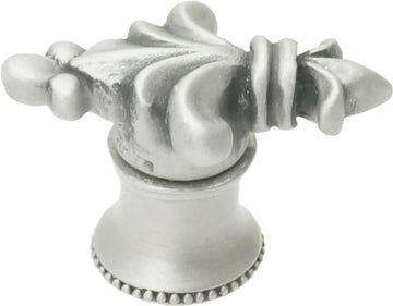 Charlemagne classic large knob 582