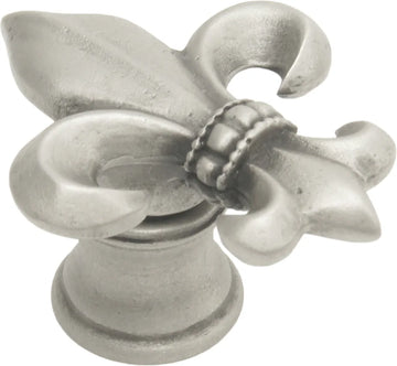 Charlemagne Knob 597