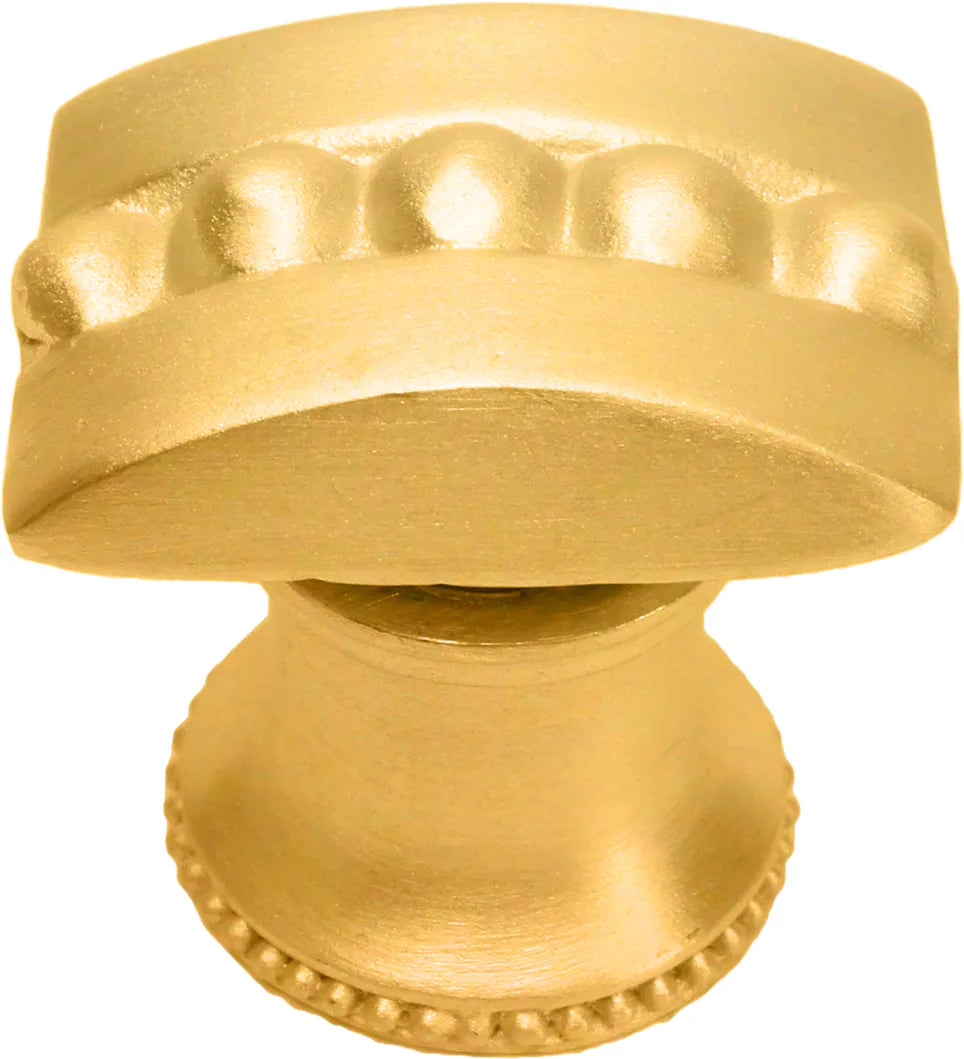 Classic/Beaded Beaded center rectangle knob with flared foot 809B-8