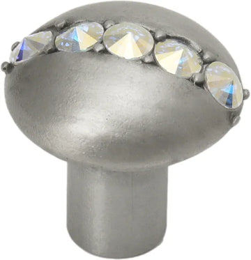 Caché round knob with center of 5 rivoli Swarovski Crystals 874