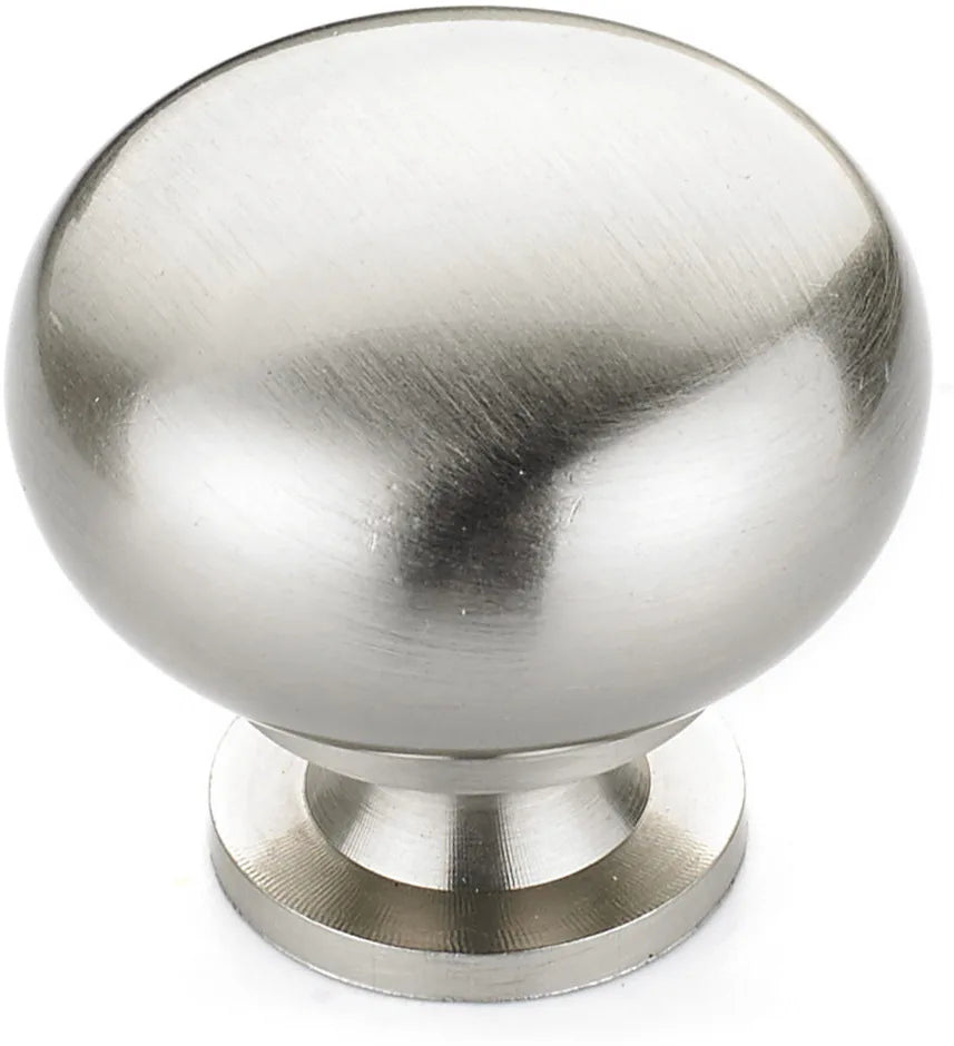 Varennes Traditional Brass Knob BP4923175