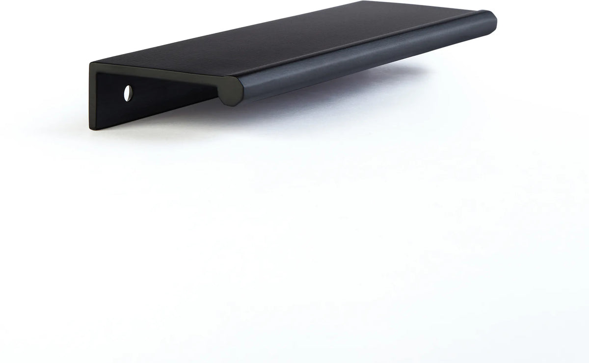 Baker Edge Pull, Matte Black, 4'' cc, 5-1/4'' Overall 10021-MB