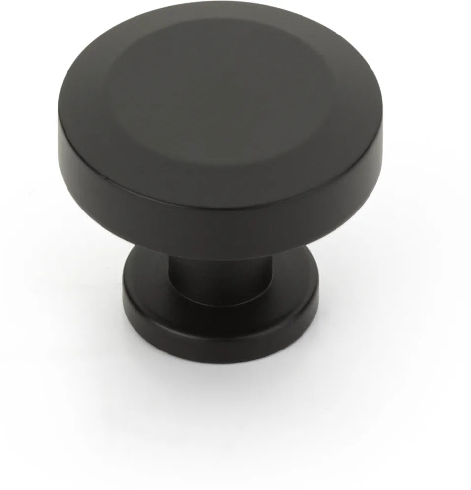 Heathrow Knob, Round, Matte Black, 1-1/4'' dia 550-MB