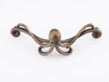 Nature Pull, Octopus, Estate Dover, 4-1/4'' cc 918-ED