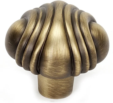 Venetian 1 1/2'' Knob A1502