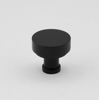 Moderne 1 1/8'' Knob A716-18-MB
