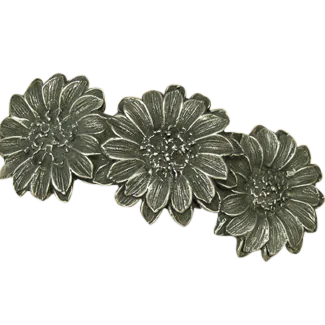 Three Daisy Pull 036