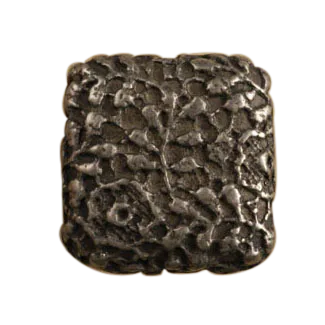 Cottage Lace Square Knob 220