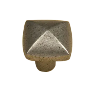 Hobnail Knob 262