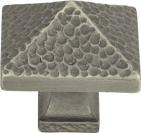 Craftsman Square Knob 1 1/4''