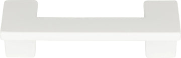 U Turn Pull 2 1/2'' cc High White Gloss A846-WG