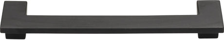 U Turn Pull 5 1/16'' cc