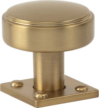 Benning Knob With Backplate 1 1/4'' Warm Brass A540-WB