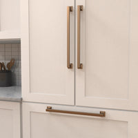 Studio Collection Appliance Pull 18'' cc Veneti Bronze Finish P2279-VBZ