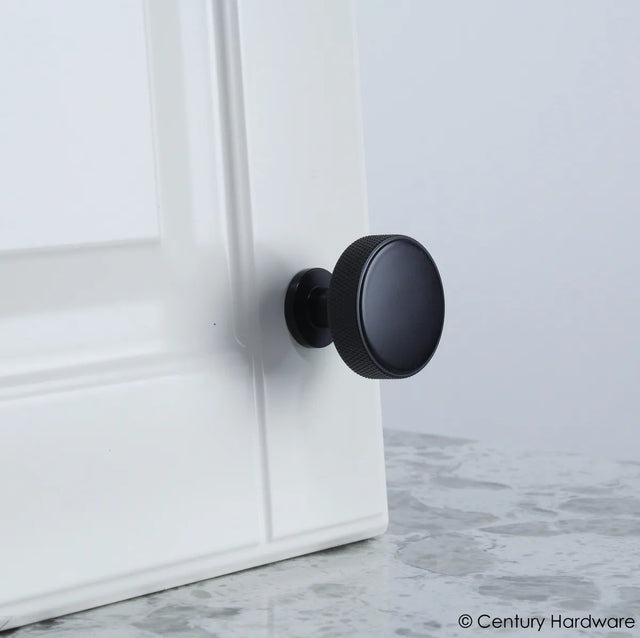 Diamond Knurling 1-3/8'' (35mm) Diameter Round Knurled Knob