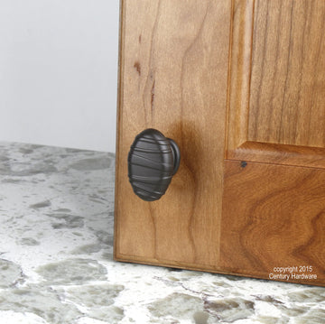 Mackinac 1-1/2'' Oval Knob
