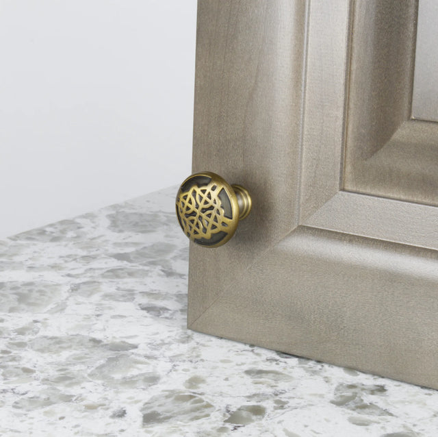 Highlander 1-3/16'' Diameter Knob