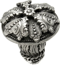 Acanthus med knob Renaissance style with feather scroll foot 1060-11