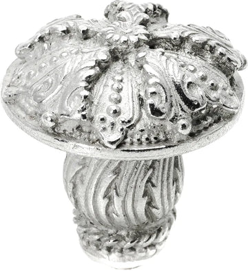 Acanthus large knob Renaissance style with feather scroll foot 1061-24