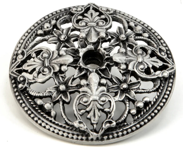 Juliane Grace escutcheon with florets 136-11