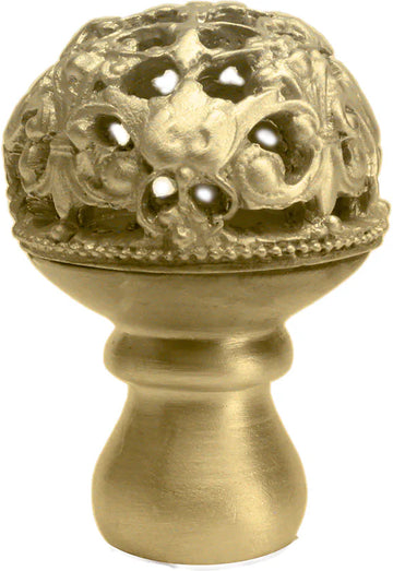 Juliane Grace medium knob full round in Soft Gold. 138-27