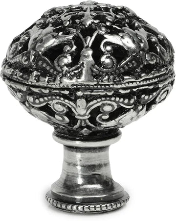 Juliane Grace large knob full round in Chalice. 140-9
