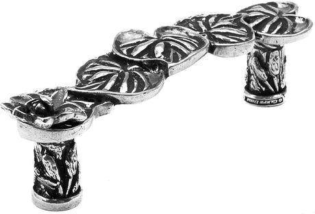 In The Garden Carpe Diem Chalice Lily pad 3'' cc pull 2549-9