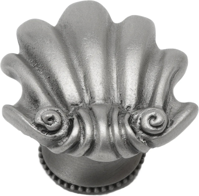 Aphrodite medium shell knob 346