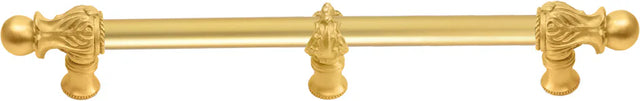 Acanthus 22'' cc with 5/8'' smooth center & center brace long pull Romanesque style in Gilded Mercury. 5559-8