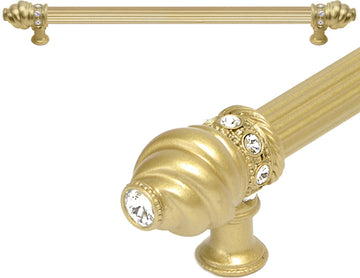 Caché 22'' cc with 5/8'' reeded center long pull with 16 rivoli Swarovski Clear Crystals in Soft Gold 5674R-27C