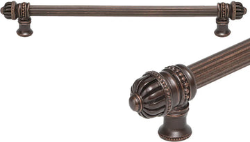 Cricket Cage 18'' cc with 5/8'' reeded center long pull small finial 5683R-22