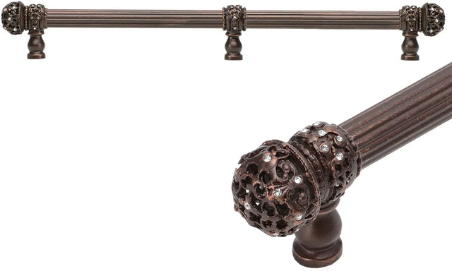 Juliane Grace 18'' o.c with 5/8'' reeded center long pull small finial w/ 61 Swarovski Clear Crystals with center brace 5708R-22C