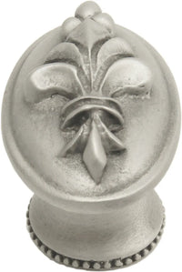 Charlemagne oval knob 588