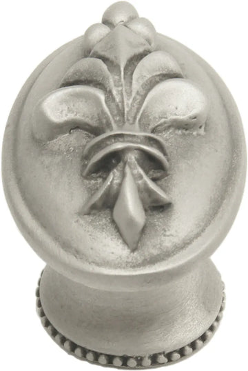 Charlemagne oval knob 588