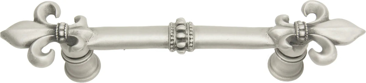 Charlemagne pull with large Fleur De Lys 598/599/600