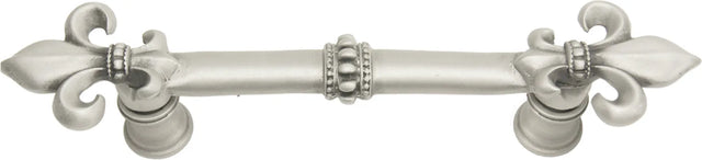 Charlemagne pull with large Fleur De Lys 598/599/600