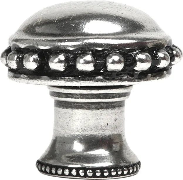 Classic/Beaded Classic large round knob with beaded rim 708B