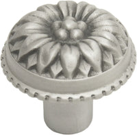 Acanthus large knob Rosette style 830