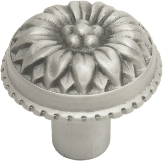 Acanthus large knob Rosette style 830