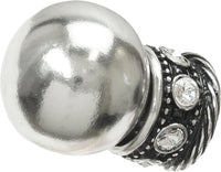 Cache large round knob with clear Swarovski crystals sleeve in Chalice finish. 895-9C