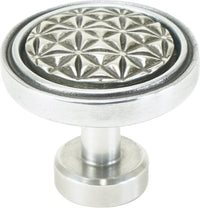 Spectra Origami knob in chrome finish 9001C
