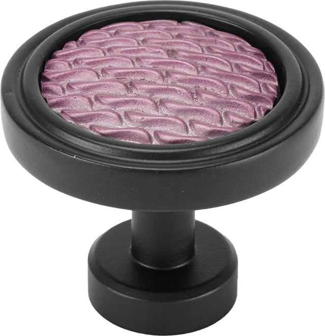 Spectra Waves knob in black and cherry finishes 9002BFP