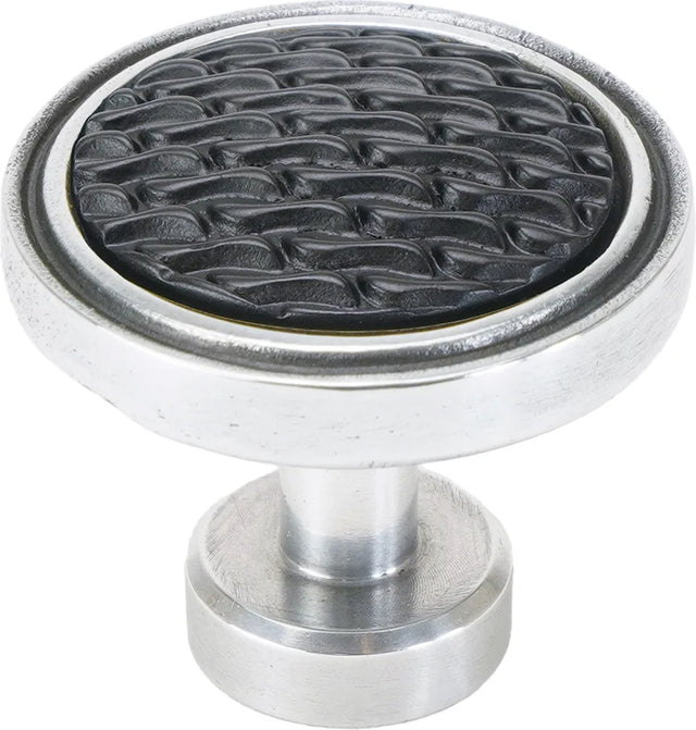 Spectra Waves knob in chrome and black finishes 9002CB