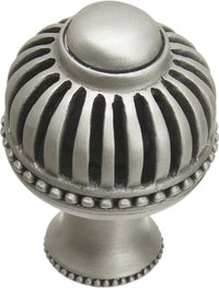 Cricket Cage large round knob with flared foot 953B