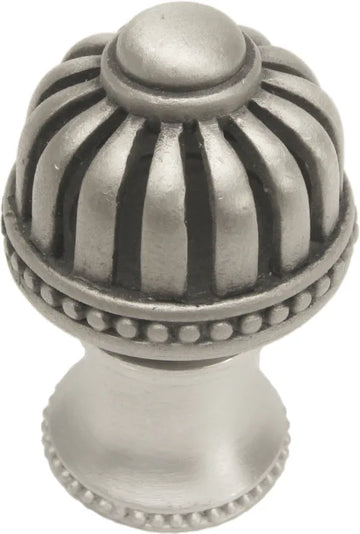 Cricket Cage medium round knob with flared foot 954B