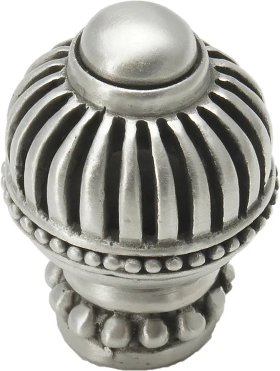 Cricket Cage large round knob with beaded base 968